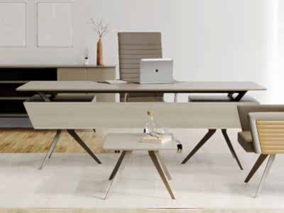 ofisiniz için doğru yönetici masası nasıl seçilir