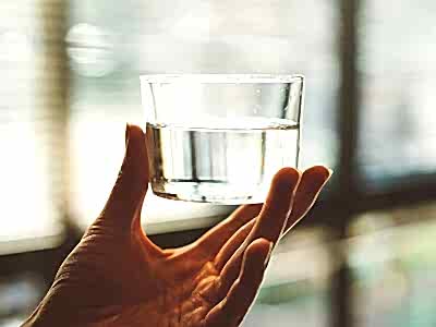 su içmek neden önemli iş yerinde susuzluk