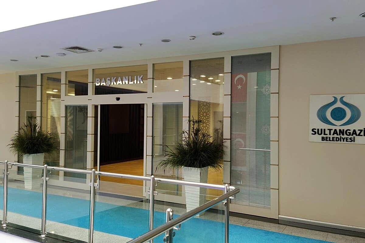 TC Sultangazi Belediyesi Başkanlık Odası