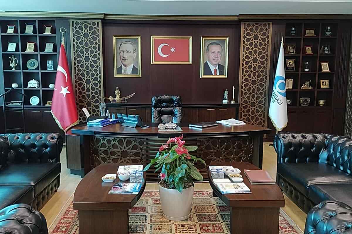 TC Sultangazi Belediyesi Başkanlık Odası